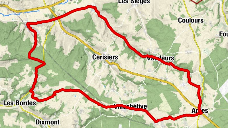 Arces - Église Saint-Léonard - Église Saint-Martin - Église Saint-Michel