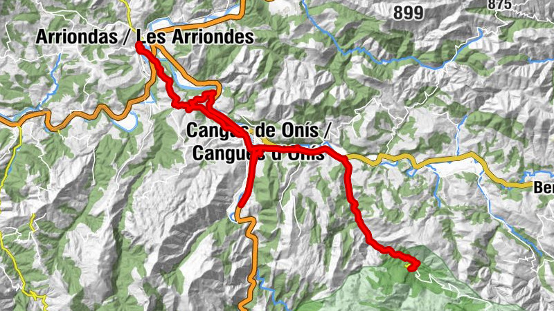 Arriondas - Arriondas / Les Arriondes - Iglesia de Santa María - Parroquia De San Martín