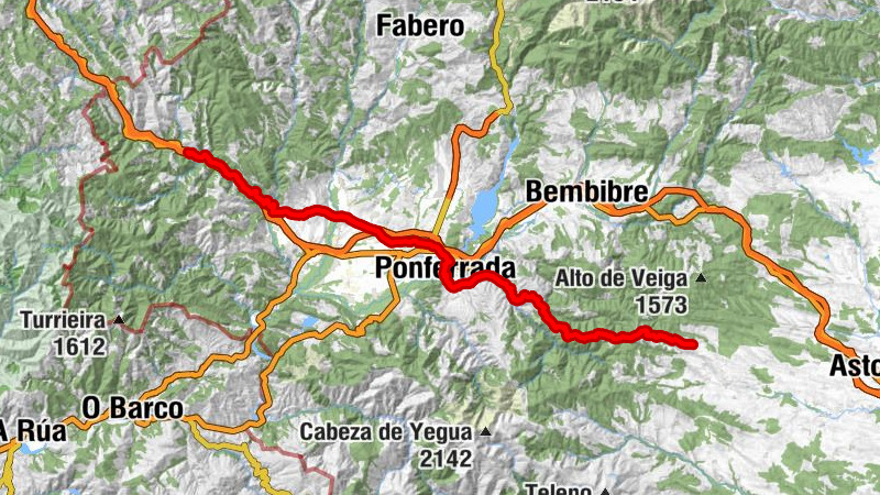 Hostería El Refugio - Ermita de Santiago - Peña de la Escurpia - Restaurante y comedor Valcarce