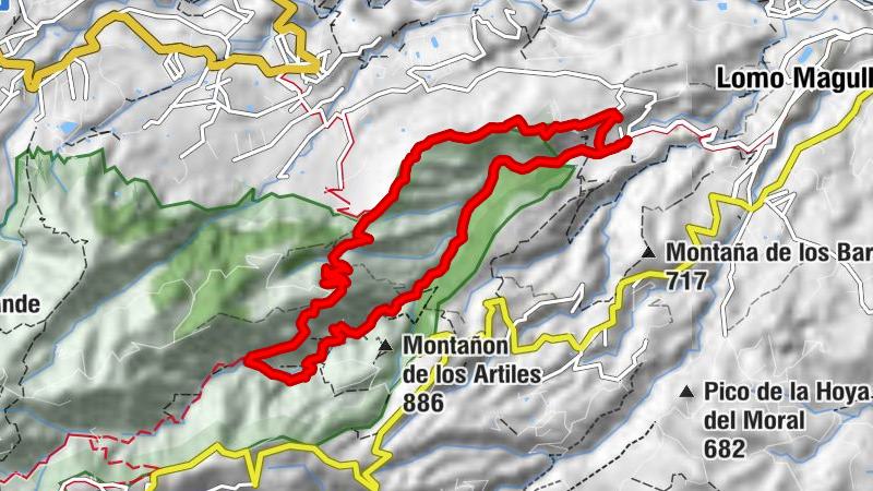 Kleiner Wasserfall – Weg durch das meterhohe Schilf Runde von Lomo Magullo