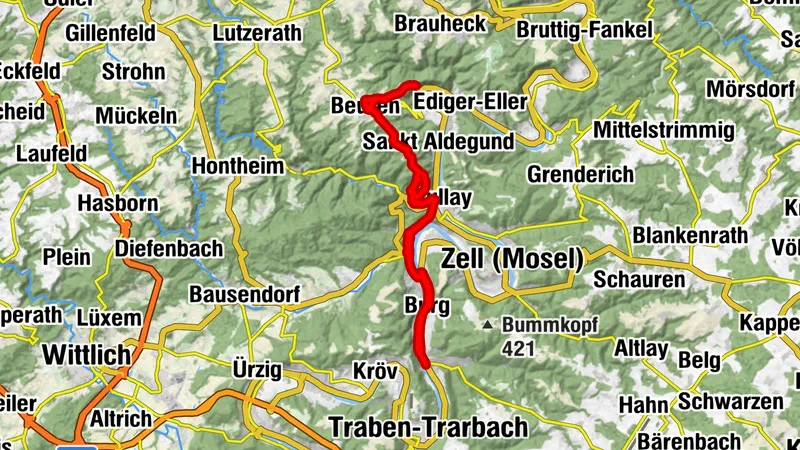 Zum Gipfelkreuz auf den Calmond 
